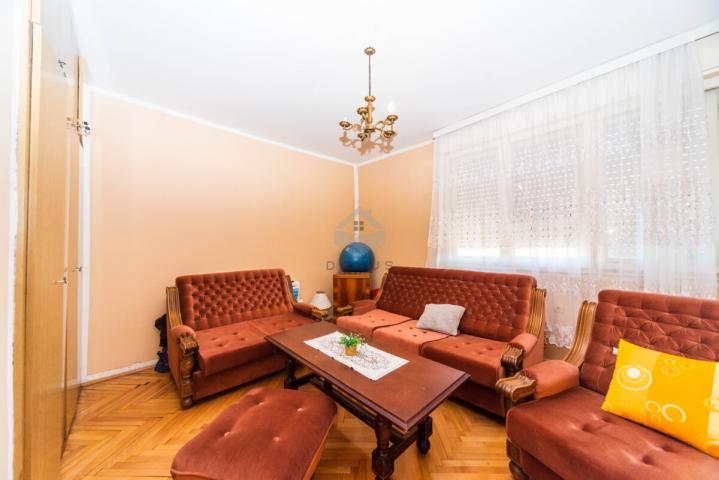 Dvosoban stan 79m2, Pobrežje - Podgorica
