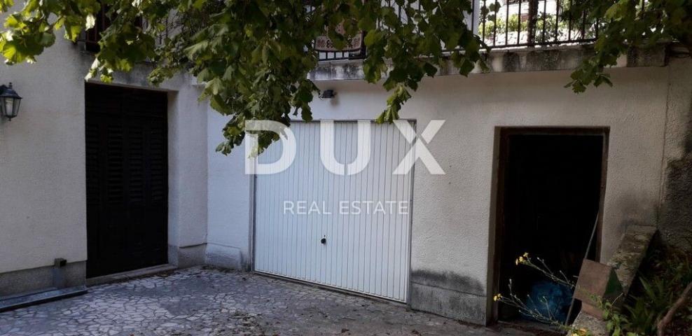 OPATIJA, MATULJI - Kuća s 4 stana i puno potencijala okružena obiteljskim kućama i zelenilom
