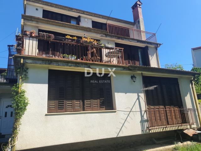 OPATIJA, MATULJI - Kuća s 4 stana i puno potencijala okružena obiteljskim kućama i zelenilom