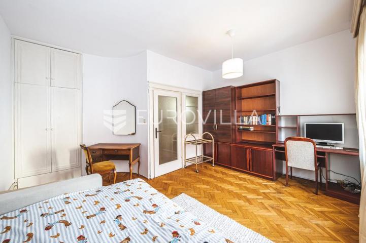 Zagreb, Centar, uređen trosoban stan površine 57 m²