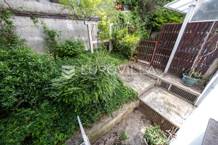Zagreb, Centar, uređen trosoban stan površine 57 m²