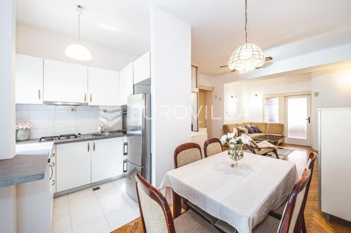 Zagreb, Centar, uređen trosoban stan površine 57 m²