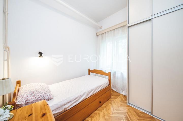 Zagreb, Centar, uređen trosoban stan površine 57 m²