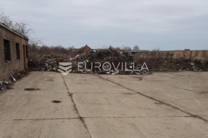 Vukovar, investicijsko zemljište 21.027 m² bivša ciglana