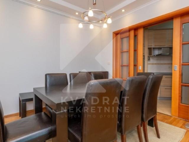 Prodaja, Trosoban stan, Podgorica, Preko Morače, 140m2
