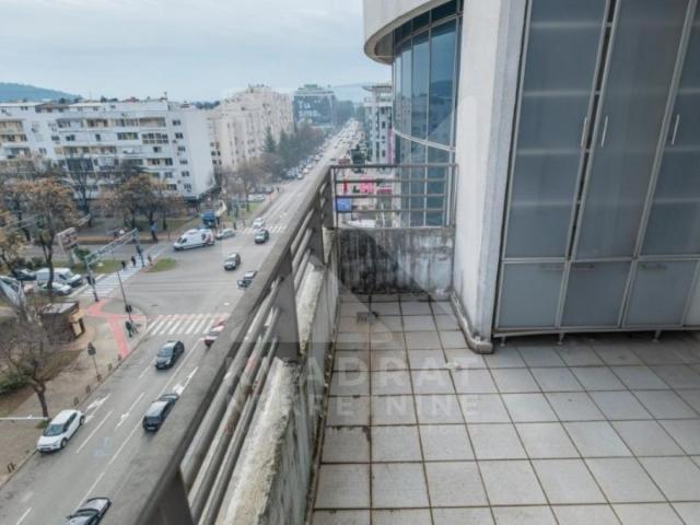 Prodaja, Trosoban stan, Podgorica, Preko Morače, 140m2