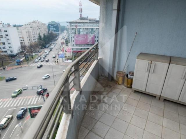 Prodaja, Trosoban stan, Podgorica, Preko Morače, 140m2