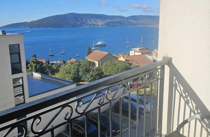 Izdavanje, Stan, 39m2 , KUMBOR