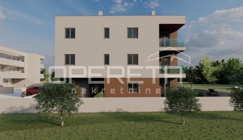 Moderan trosoban stan (80,60m2) na top lokaciji u Puli!