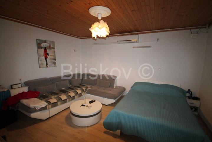 Plano, objekt s 5 apartmana, prodaja