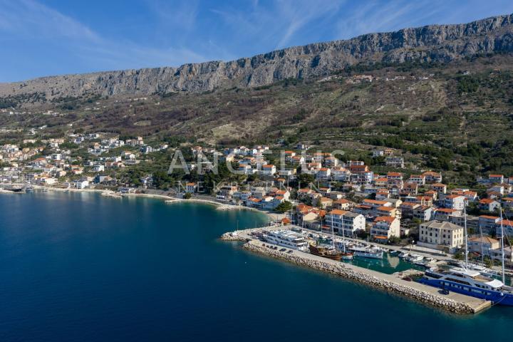 Omiš, Sumpetar - dvosoban stan s terasom i pogledom na more, PRODAJA