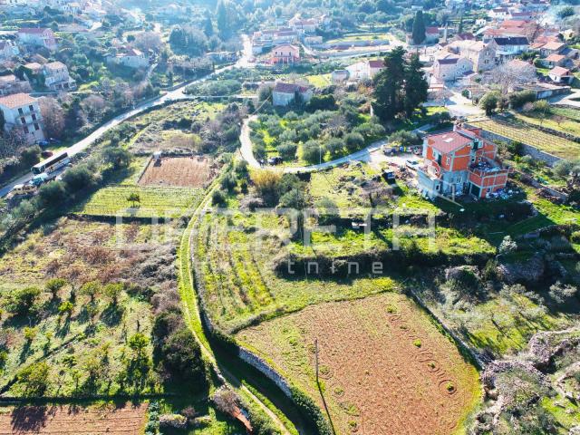 Rijetka prilika – zemljište 3.112 m², Dol, otok Hvar