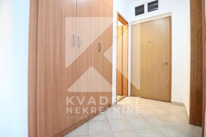 Prodaja, Dvosoban stan, Podgorica, Stari Aerodrom, 65m2