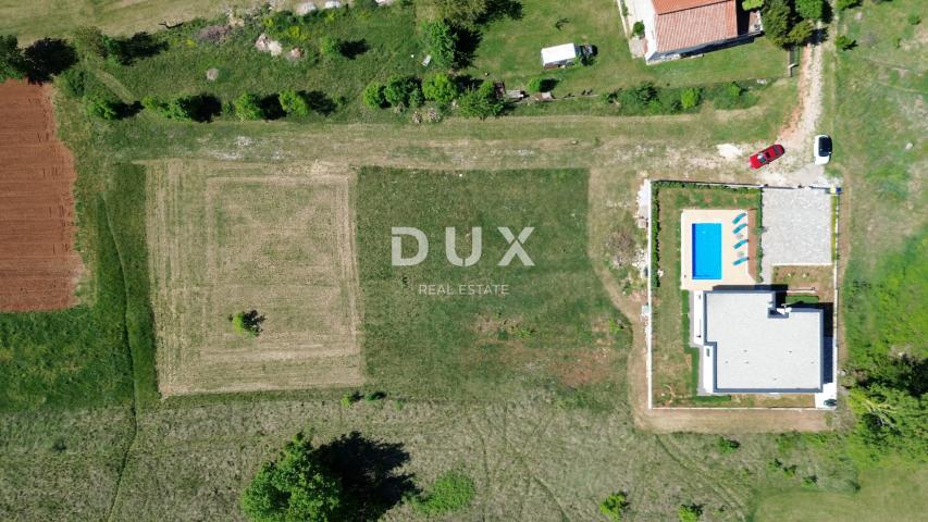 ISTRA, LABIN - Atraktivno građevinsko zemljište ispred poljoprivredne zone