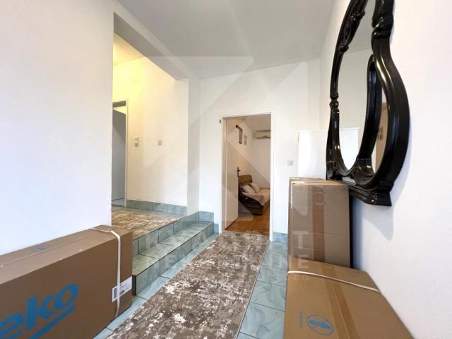 Izdavanje, Dvosoban stan, Podgorica, Murtovina, 70m2