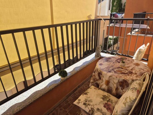 Kompletno opremljen studio 21m² na odličnoj lokaciji – Budva (300m od mora)