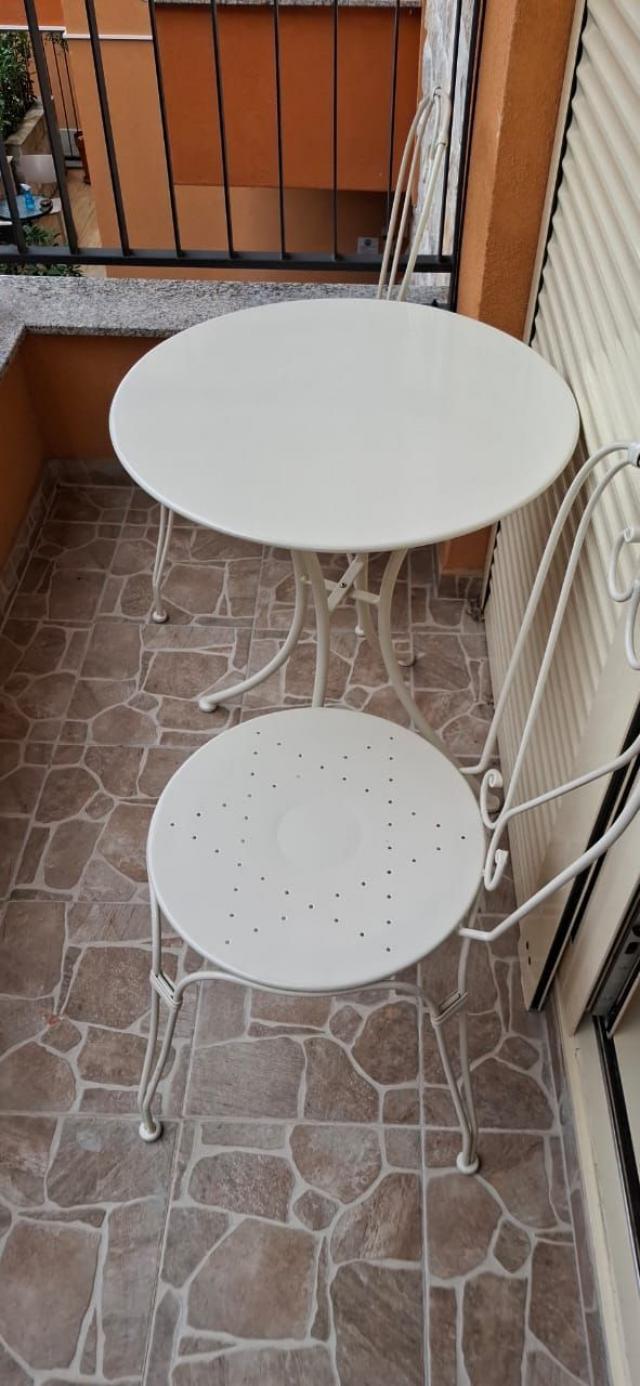 Kompletno opremljen studio 21m² na odličnoj lokaciji – Budva (300m od mora)