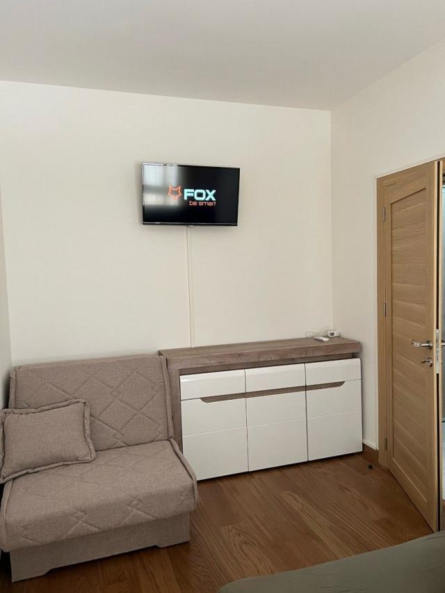 Jednosoban stan 48m² + terasa 90m² sa garažnim mestom – Tivat