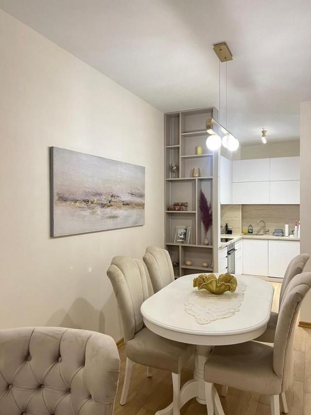 Prodaja dvosobnog stana 69 m² sa dva garazna mesta – The Old Bakery, Budva