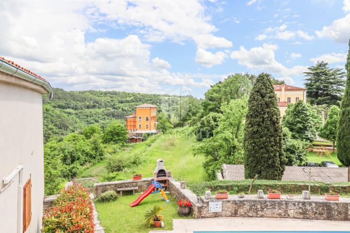 Attractive house with an unforgettable view!