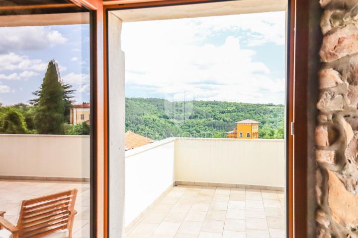 Attractive house with an unforgettable view!