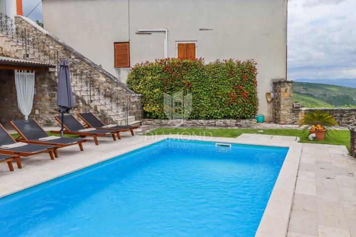 Attractive house with an unforgettable view!