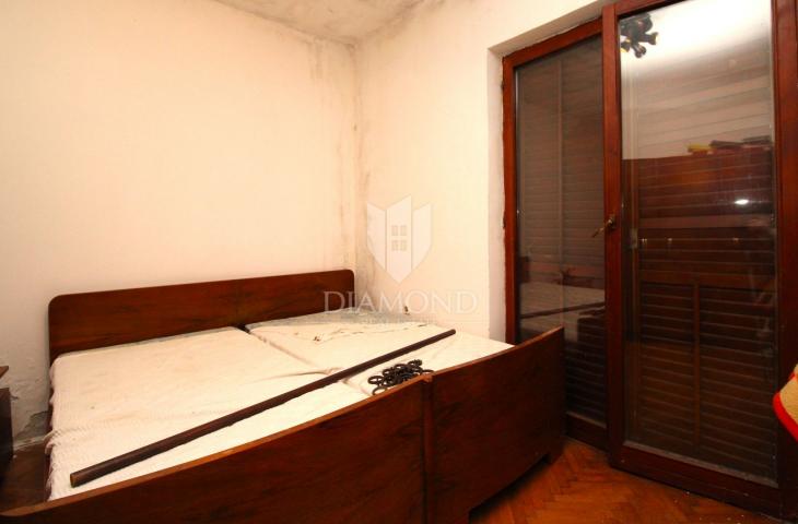RIJEKA, BIVIO - DVOETAŽNI 3S+DB S GARAŽOM
