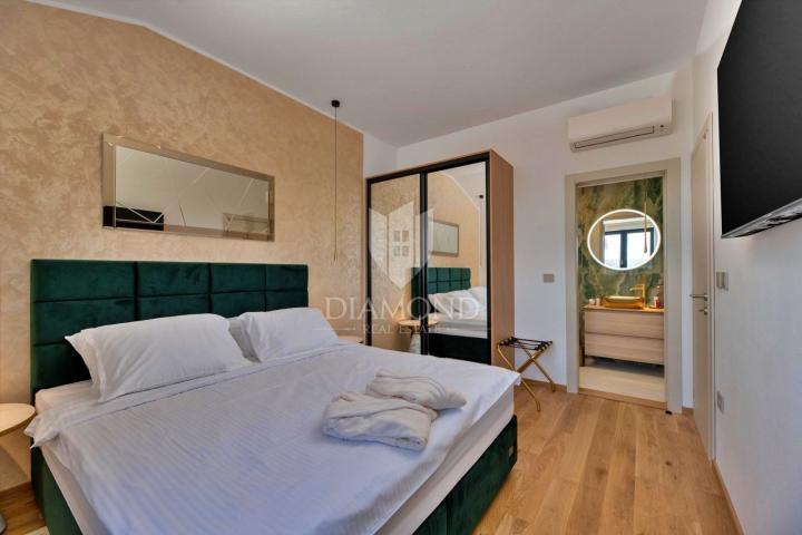 VILLA S POGLEDOM NA MORE, LABIN, OKOLICA