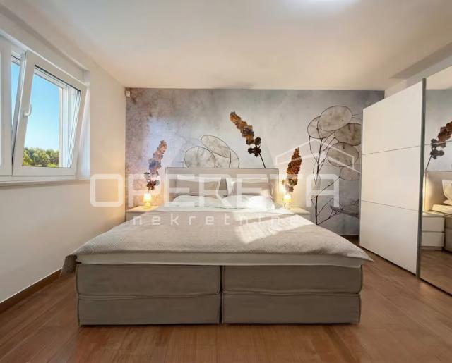 LUKSUZNA VILLA S POGLEDOM NA MORE – PAVIĆINI, DUGA UVALA
