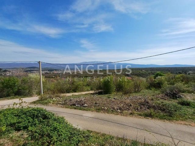 Radošić, Sinj - građevinsko zemljište s panoramskim pogledom, 1330 m2