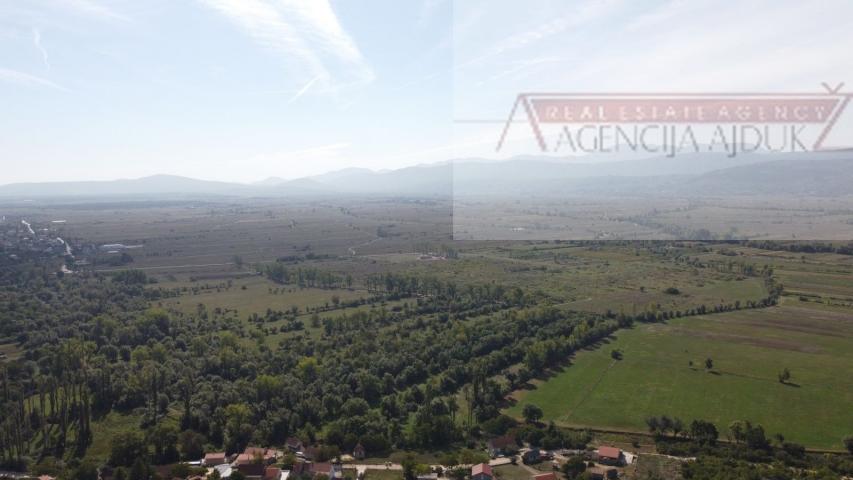 Imotski vila (roh-bau) 390 m2 vrhunska lokacija - ekskluziva