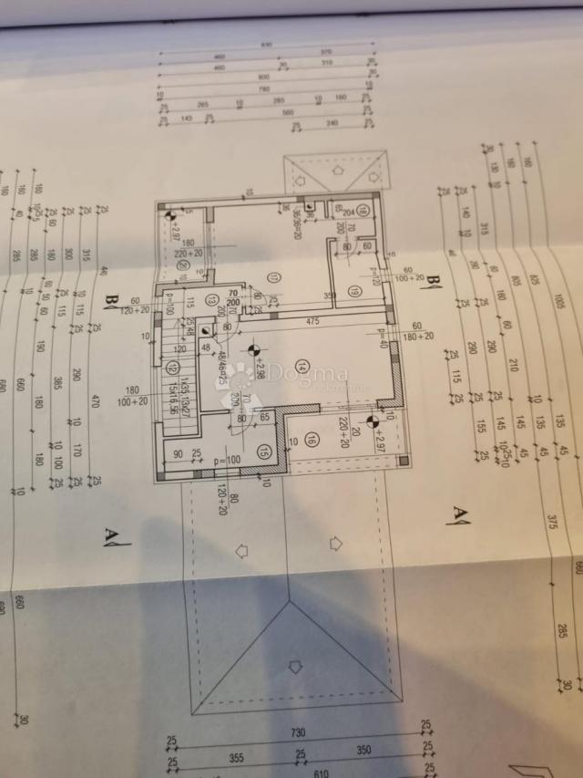 Poreč okolica, atraktivna vila s 3 spavaće sobe i bazenom