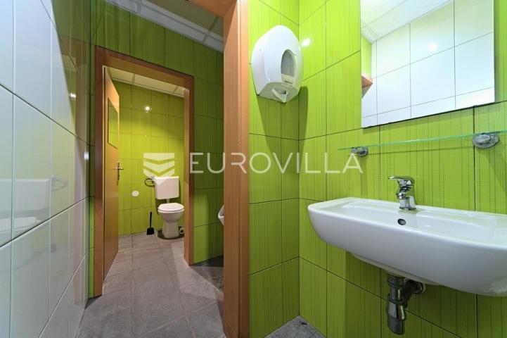 Osijek, Centar, atraktivan ulični poslovni prostor 267 m²