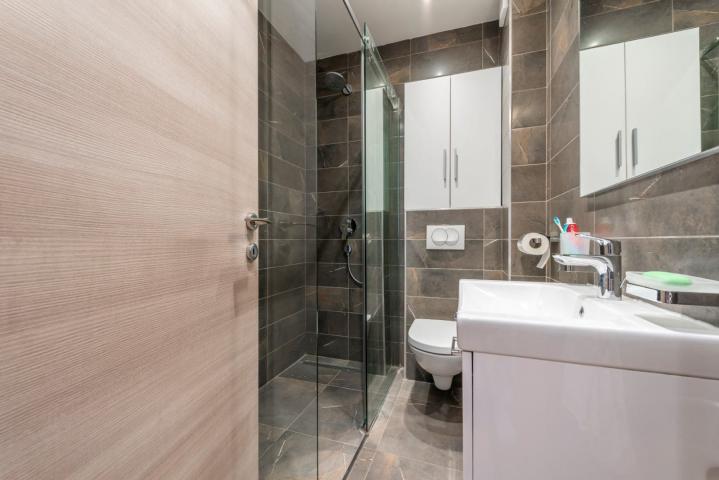 One-bedroom apartment on the first line to the sea, Petrovac (Budva)