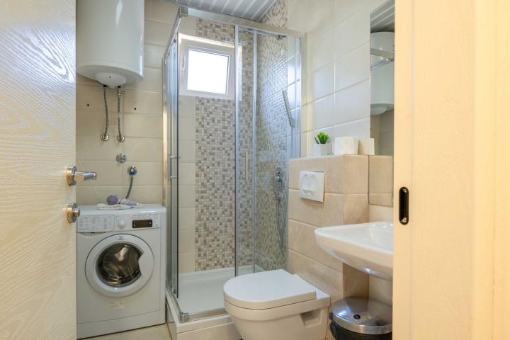 One-bedroom apartment with sea view, Gospostina (Budva)