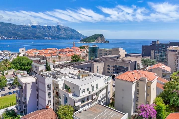 One-bedroom apartment with sea view, Gospostina (Budva)