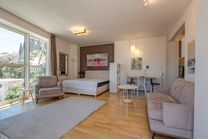 One-bedroom apartment with sea view, Gospostina (Budva)