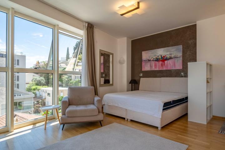 One-bedroom apartment with sea view, Gospostina (Budva)