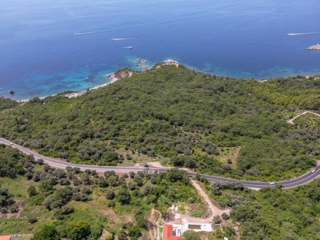 Urbanized land for the construction of 5 villas, Blizikuce