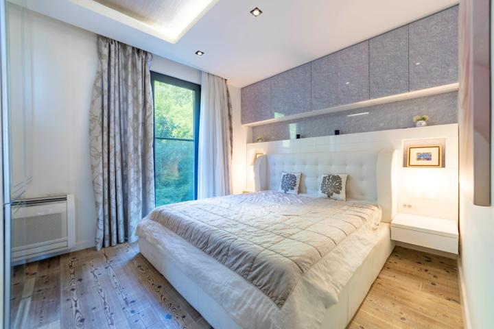 Exclusive four-bedroom apartment, Becici