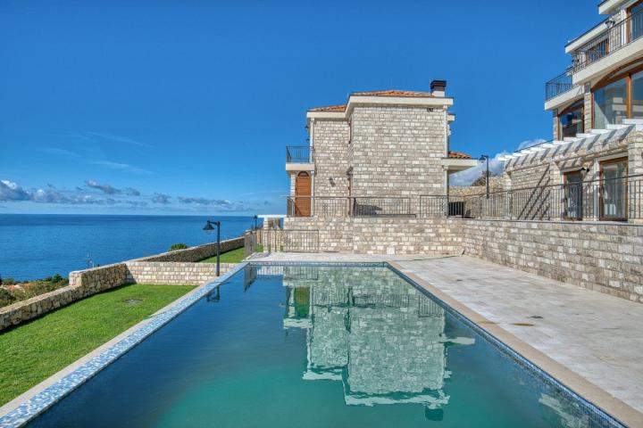 Complex of luxury row houses, Rezevici