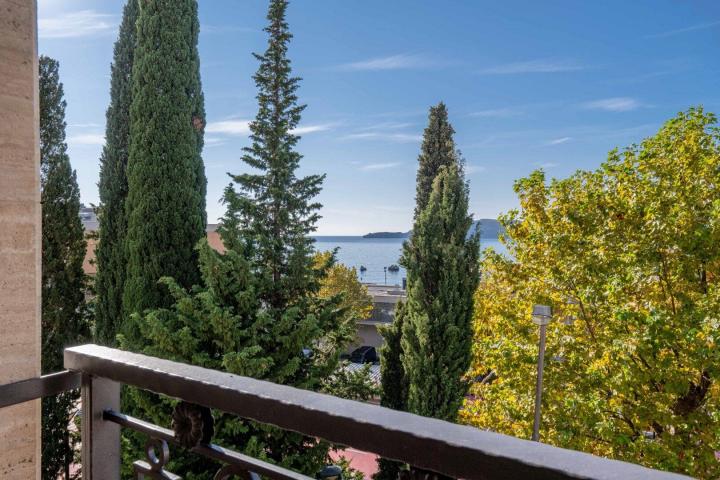 New two-bedroom apartments 50m from the sea, Przno