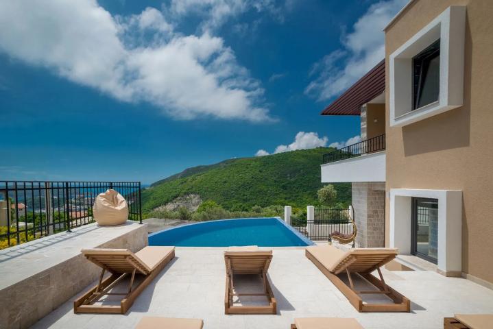 New three-bedroom villa with swimming pool, Becici