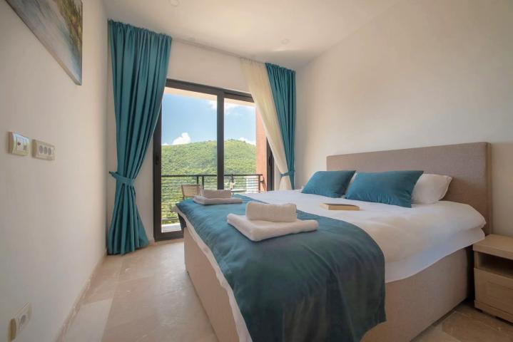 New three-bedroom villa with swimming pool, Becici