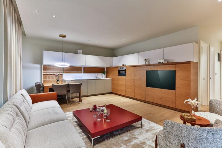 Exclusive two-bedroom apartment with parking and sea view, 
