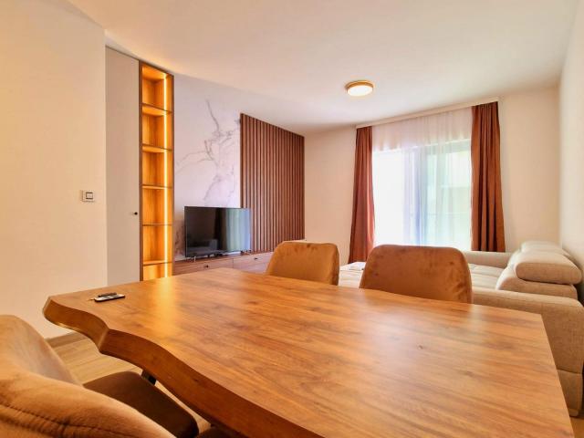 Furnished one-bedroom apartment with garage space in