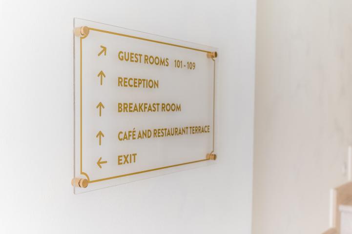 Budva, center - exclusive 4-star mini hotel, 