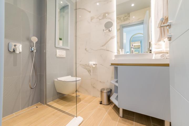Budva, center - exclusive 4-star mini hotel, 