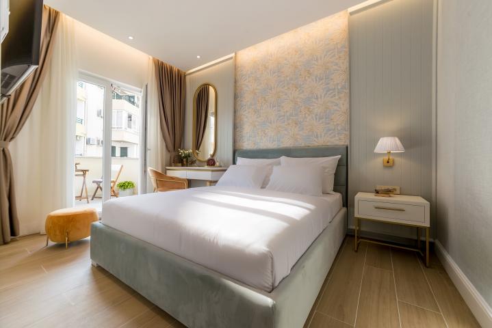 Budva, center - exclusive 4-star mini hotel, 
