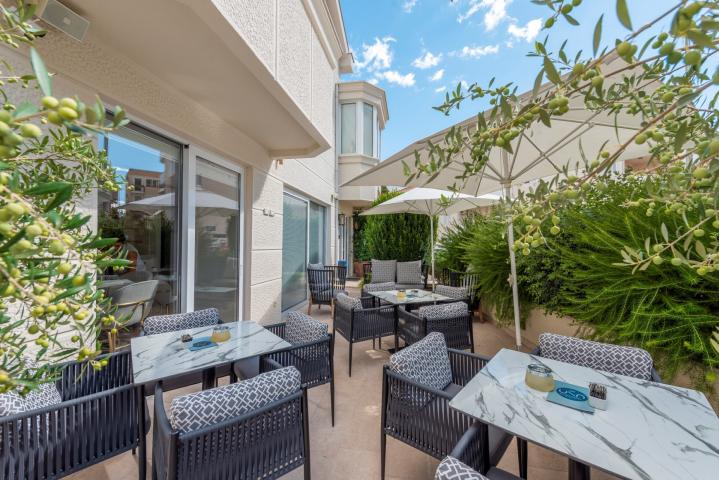 Budva, center - exclusive 4-star mini hotel, 